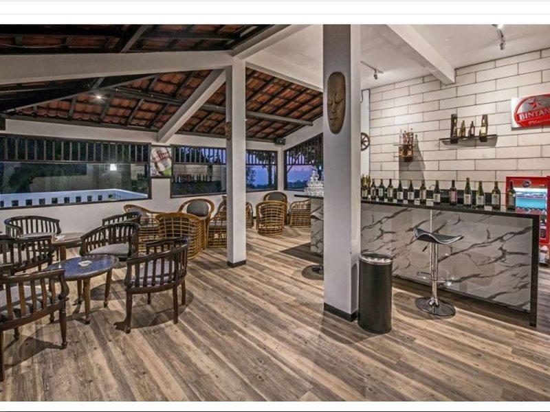 Grand Whiz Hotel Bromo Esterno foto