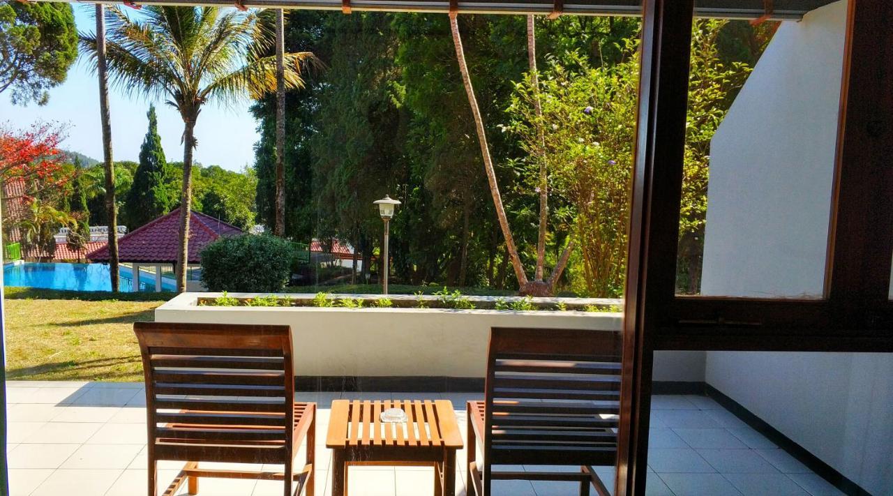 Grand Whiz Hotel Bromo Esterno foto